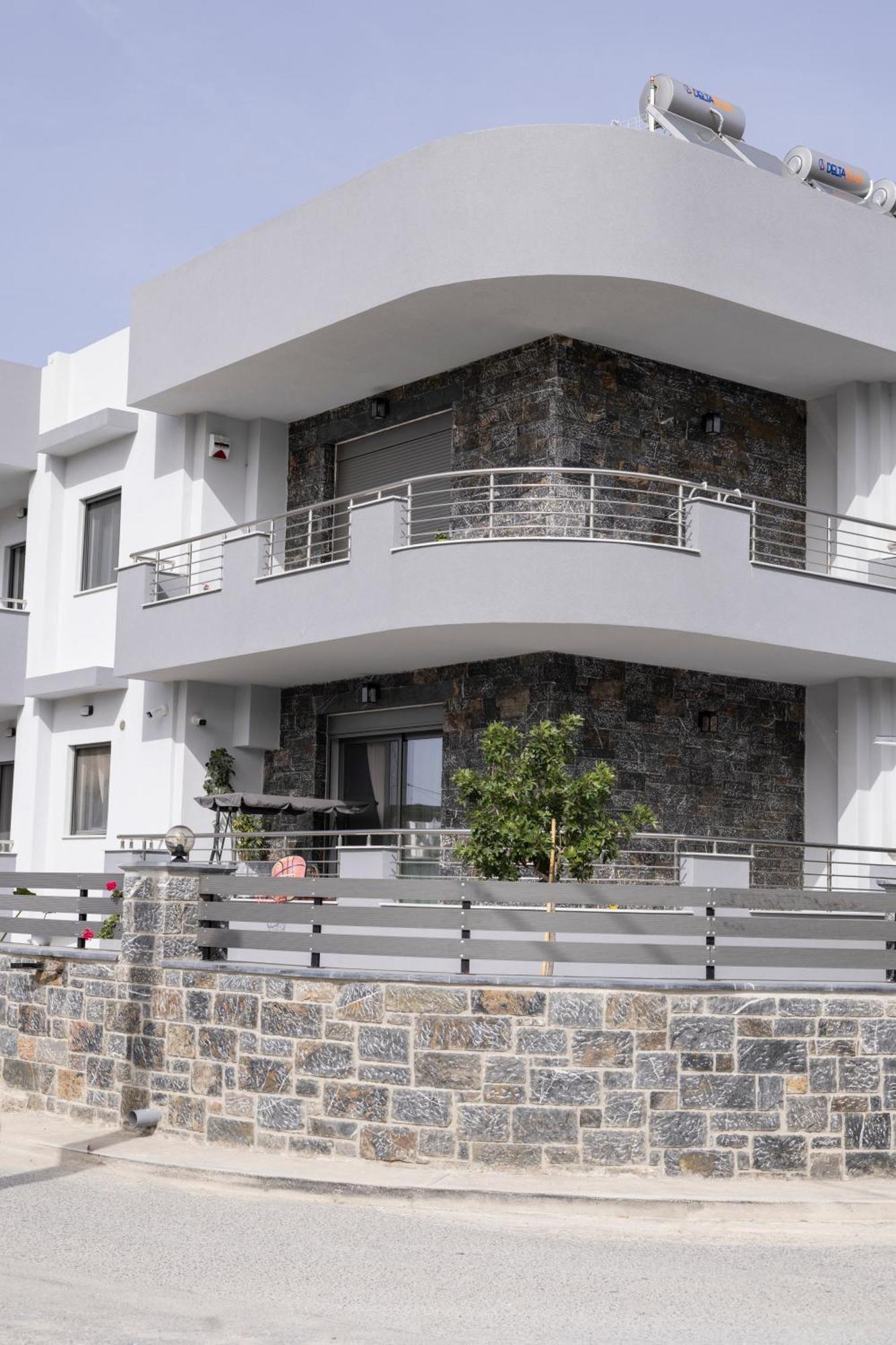 Apartamento The Skyline Escape Heraclión Exterior foto